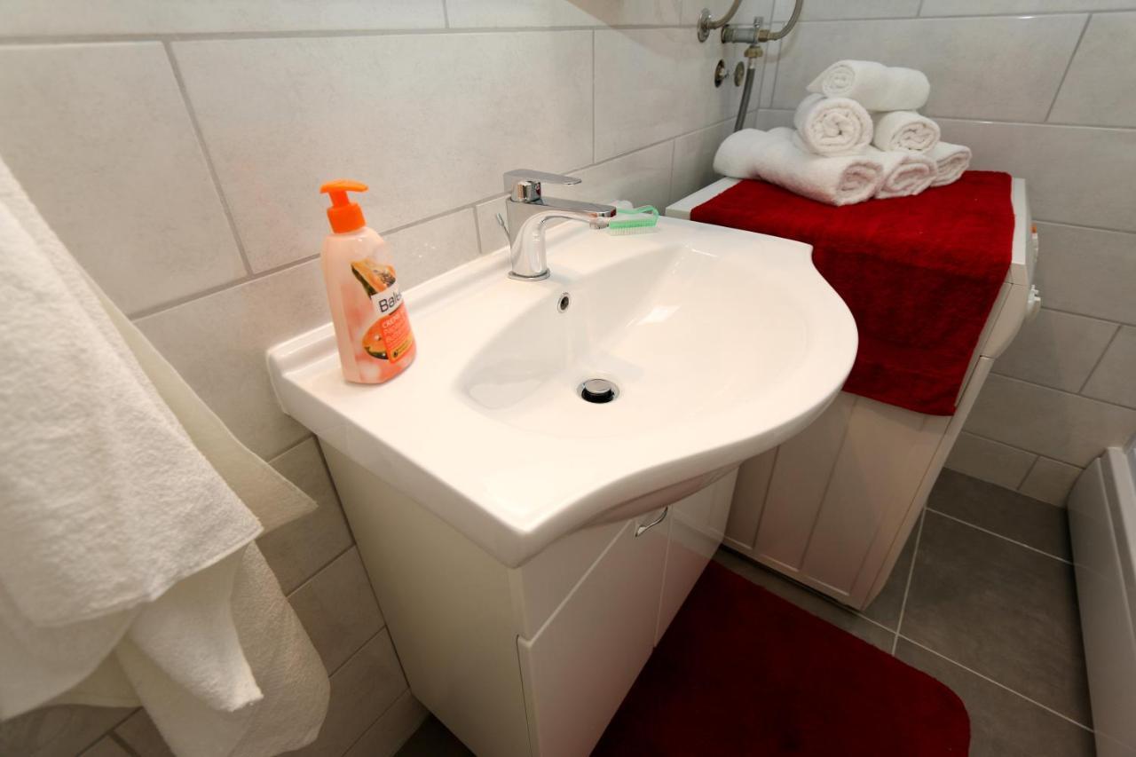 Mira Lapad Dubrovnik
